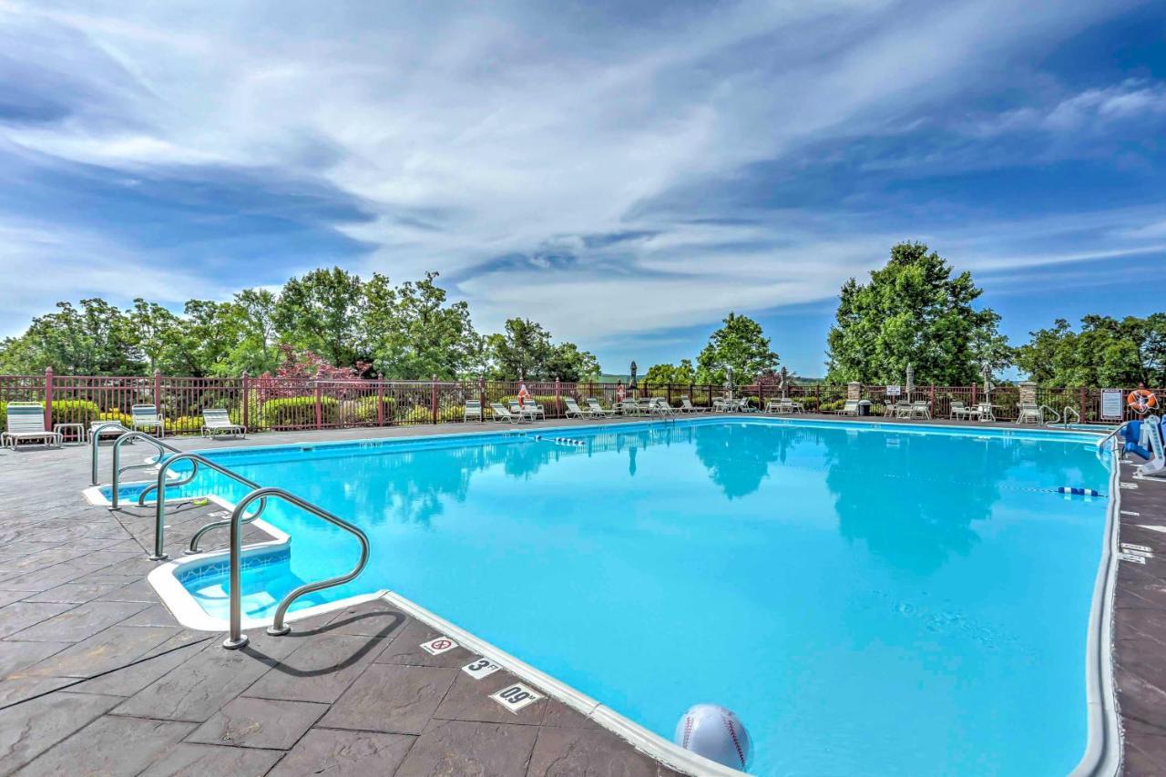 Branson Resort Condo With Scenic Patio And Pool Access Exterior foto