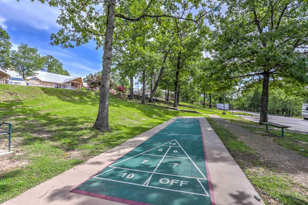 Branson Resort Condo With Scenic Patio And Pool Access Exterior foto